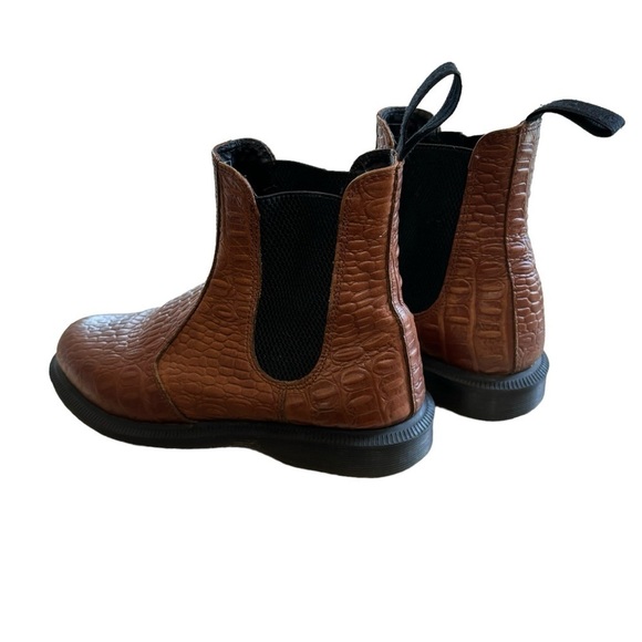DR. Martens Flora Chelsea Croc Embossed Brown Black Boots Women’s 5 Casual Work - Picture 11 of 16